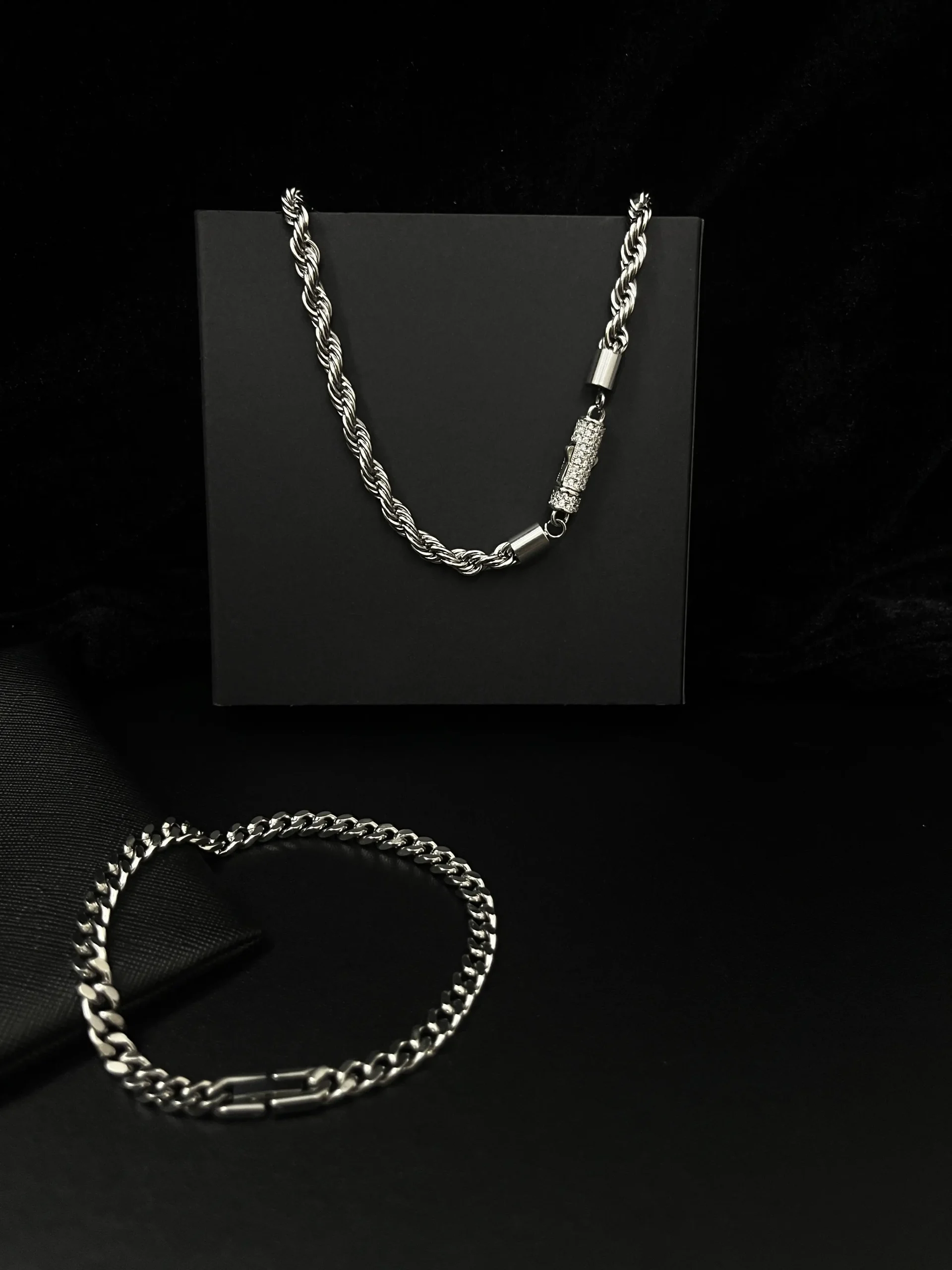 Pavé Clasp Twisted Chain Necklace & Cuban Link Chain Bracelet